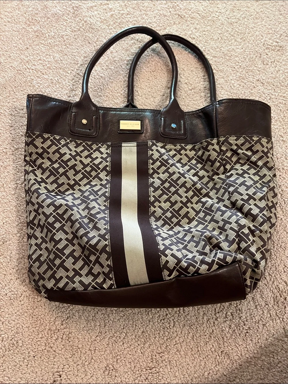 Tommy Hilfiger Brown and Cream Signature Stripe Tote